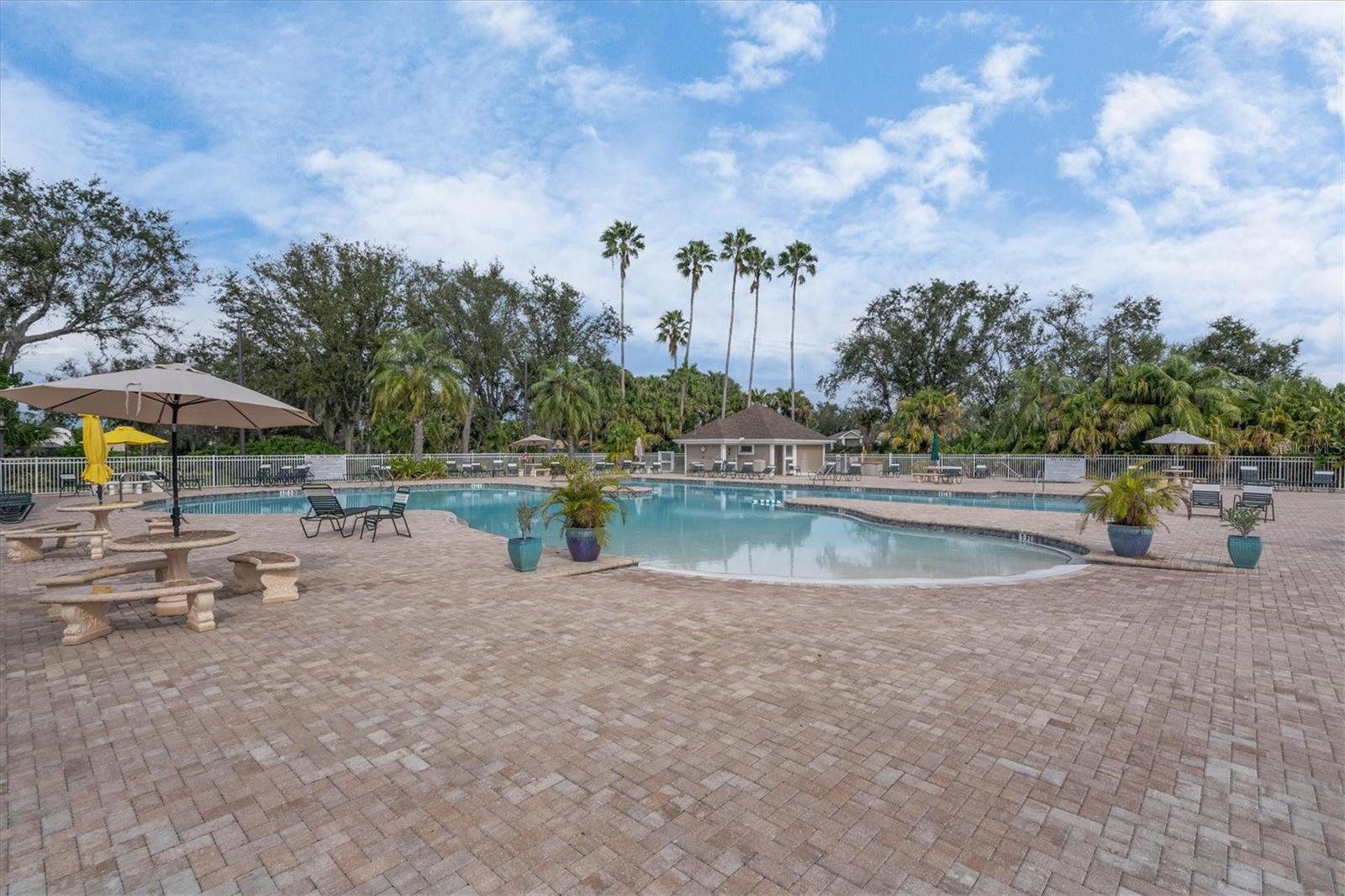 14017 Willow Glen Court 104