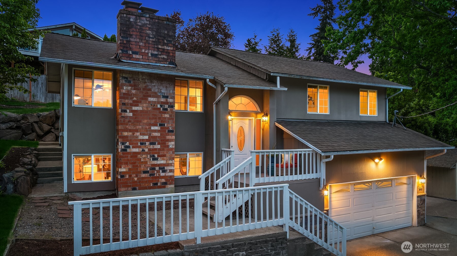 Bellevue - 2805  112th Avenue SE