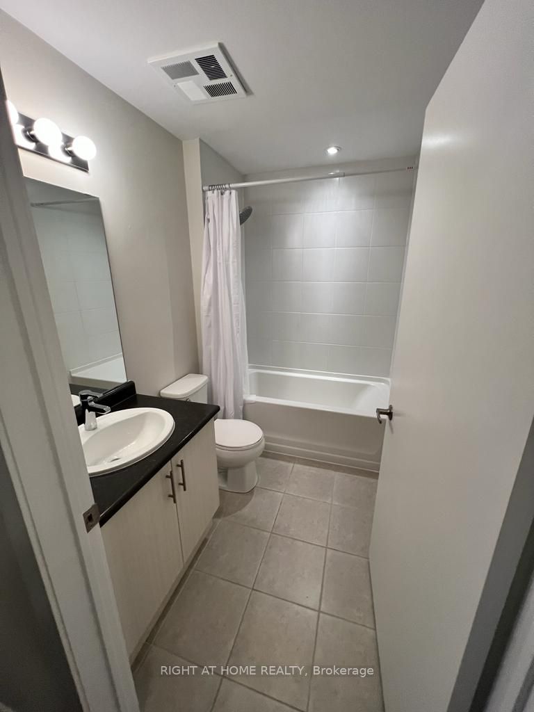 2490 Old Bronte Rd 616