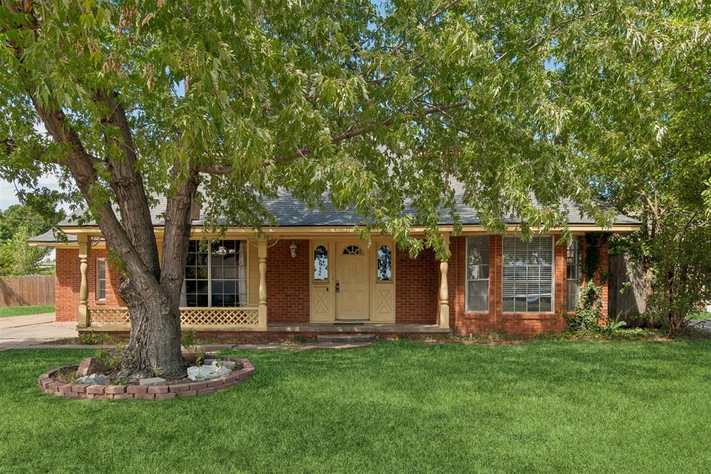 Located one block north of Will Rogers Park and Garden and the OKC Tennis Center, this spacious, freshly renovated 2,600 SF layout offers easy access to Interstate-44, Lake Hefner Parkway and U.S. Route 66 with exits less than a quarter-mile away. Improvements completed in early 2026 include interior paint, new carpeting and new kitchen countertops (including butcher block), replaced upstairs bathroom vanity with porcelin tops, shower and subfloor, replaced downstairs vanity with quartz tops, upstairs wall wainscot and window replacements, replaced fireplace hearth with crushed granite surface. Roof was replaced in 2022. Large bedrooms throughout. Upstairs bedrooms bring character with built-in desks and bookcases. Back yard features two storage sheds and a barbecue area on patio.
