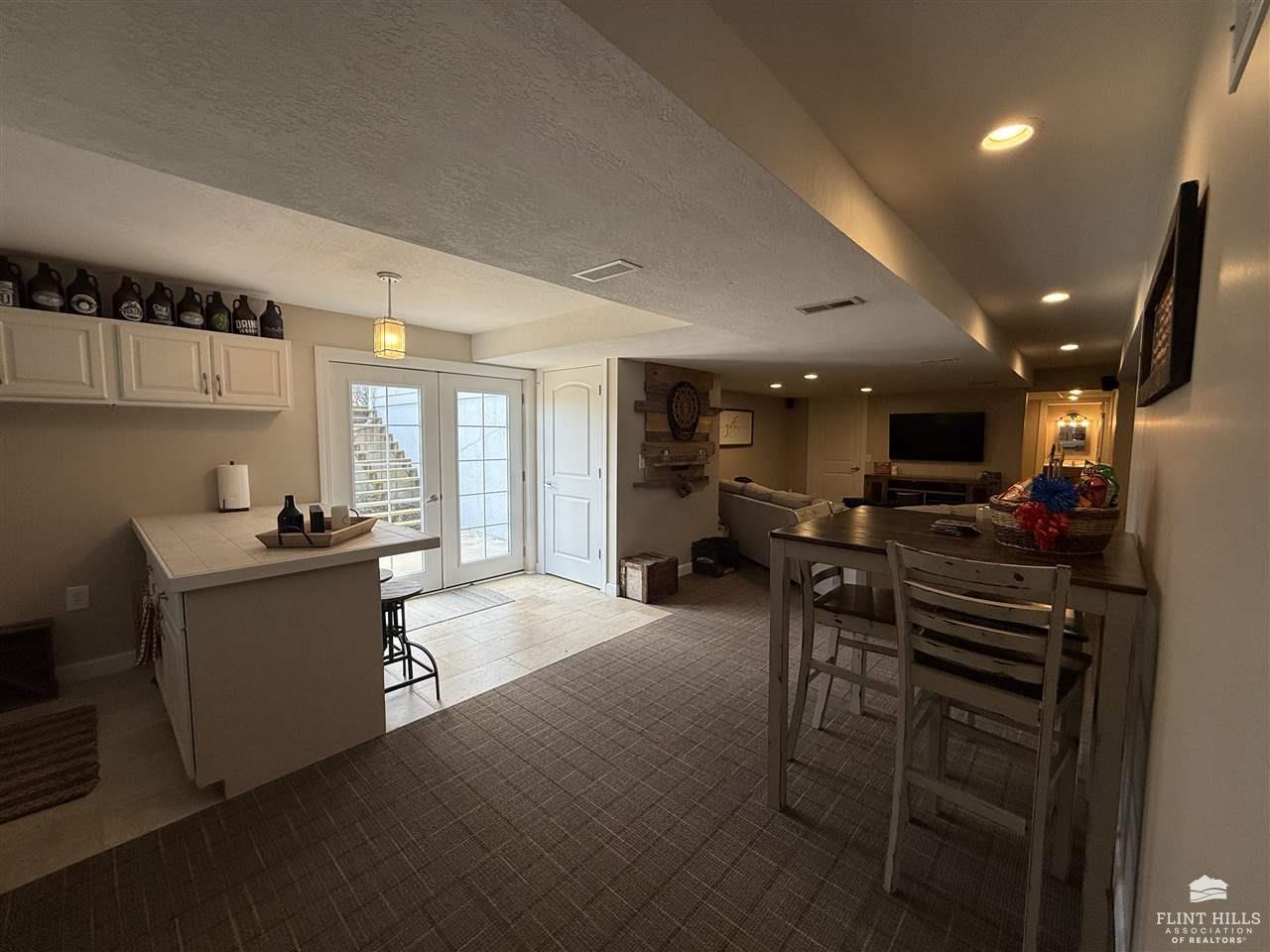 11710 Diamond Circle