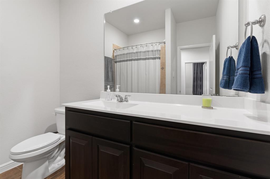 1216 Sausalito Trail