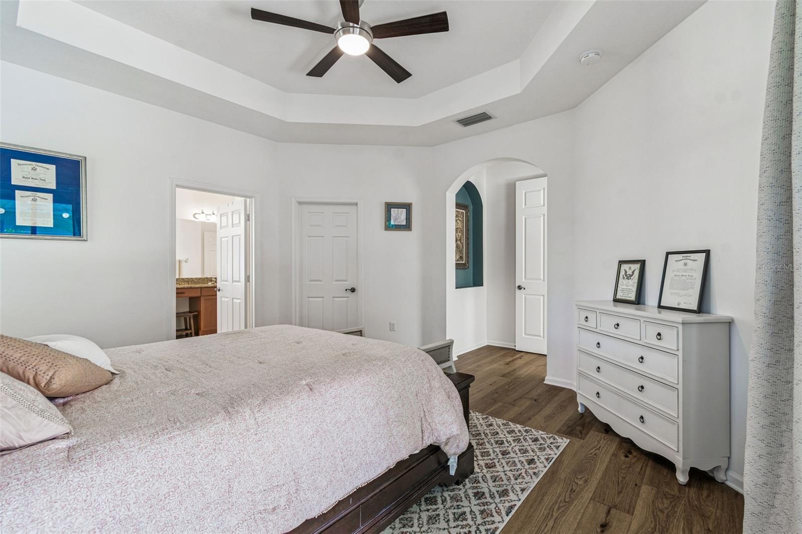 8621 Eagle Brook Drive