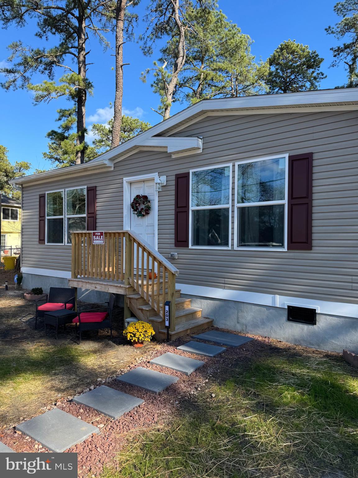203 Blue Jay Rd  