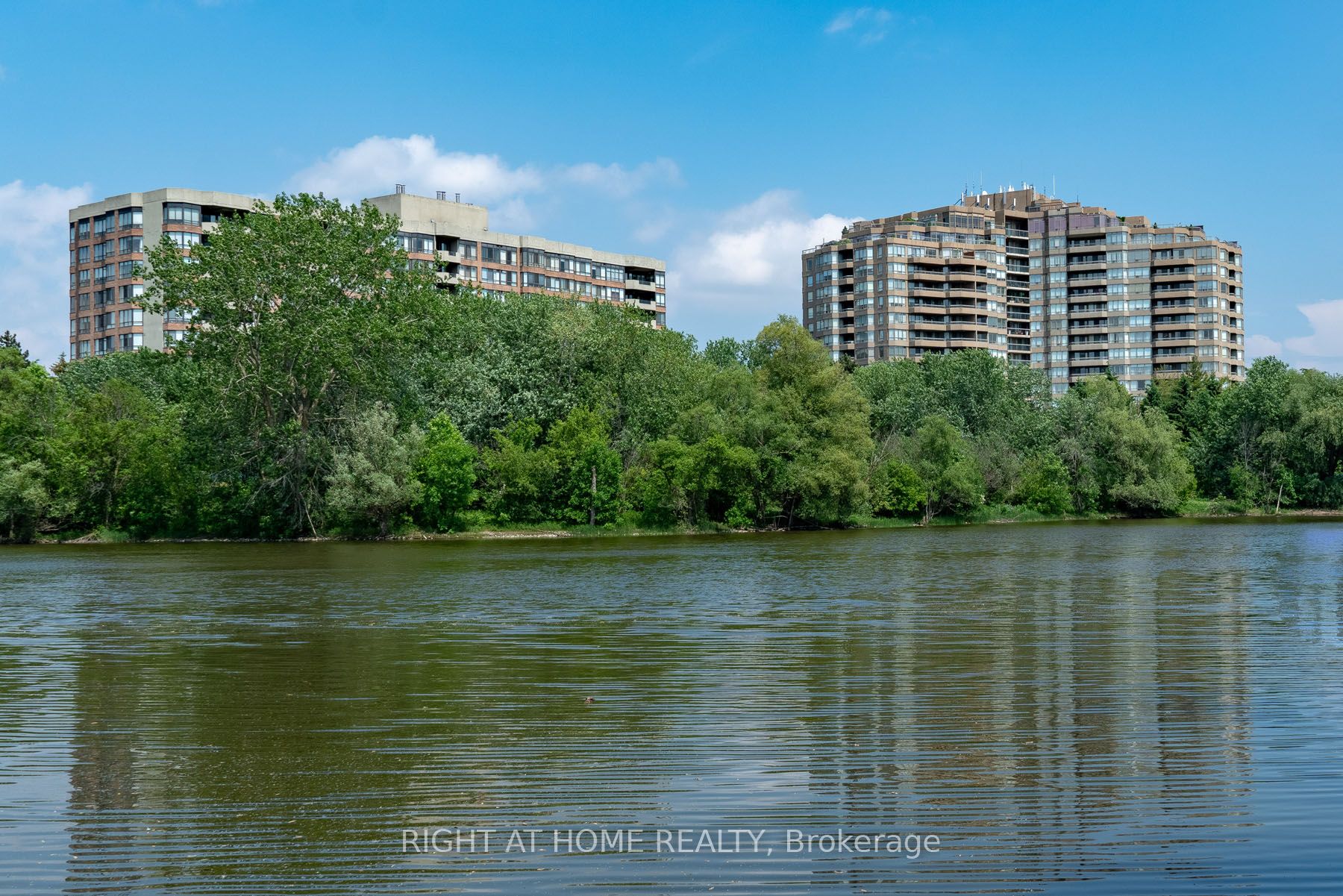 55 Austin Dr 712