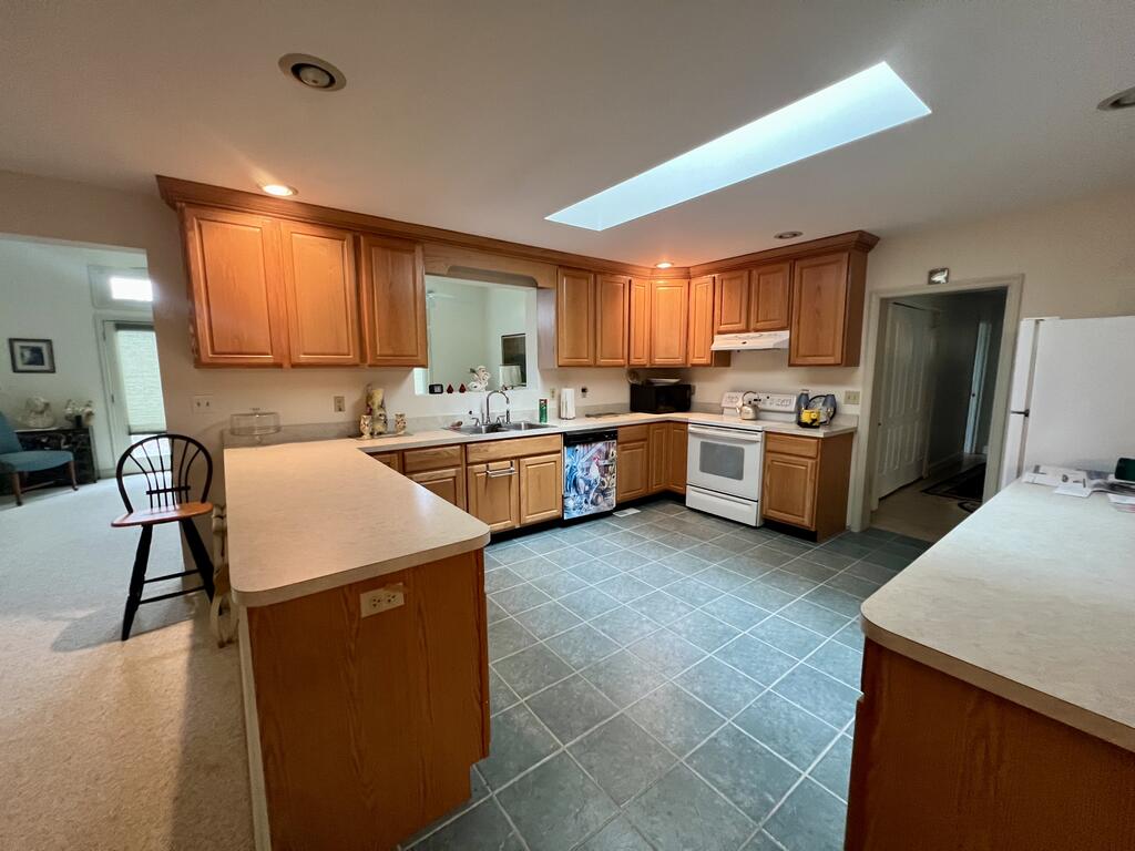 4229 Battle Point Rd 10