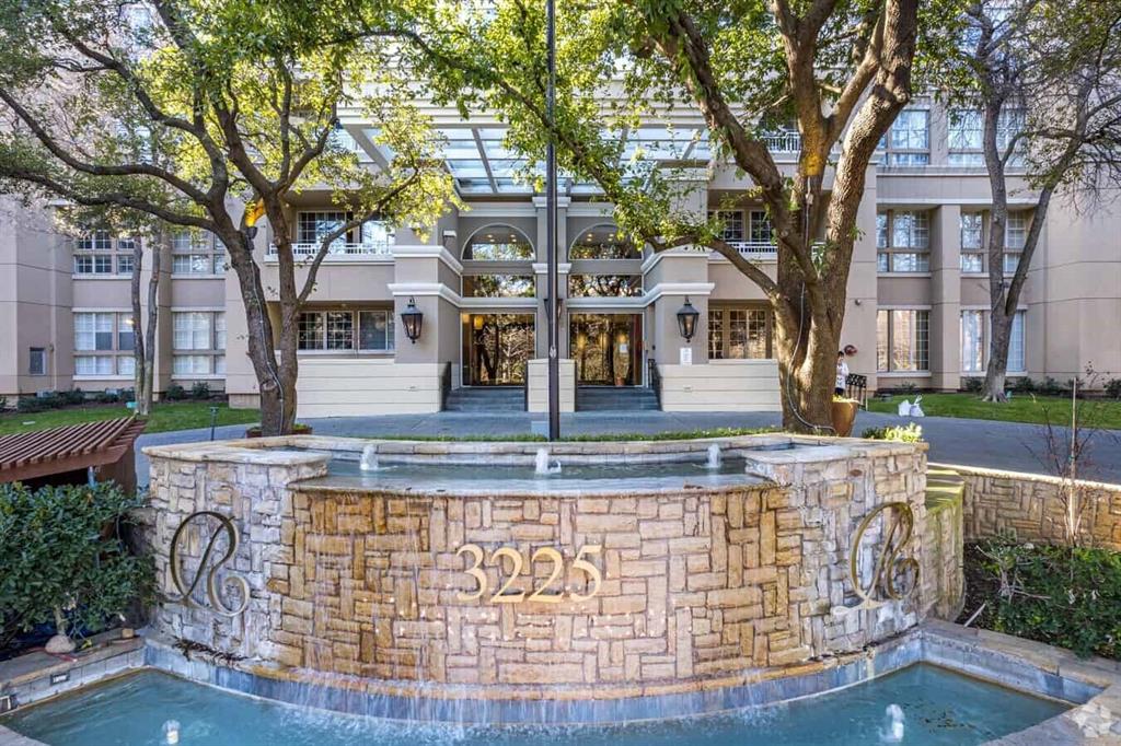3225 Turtle Creek Boulevard 122