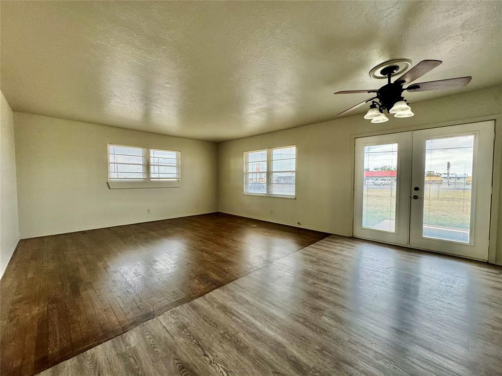310 Sioux Trail