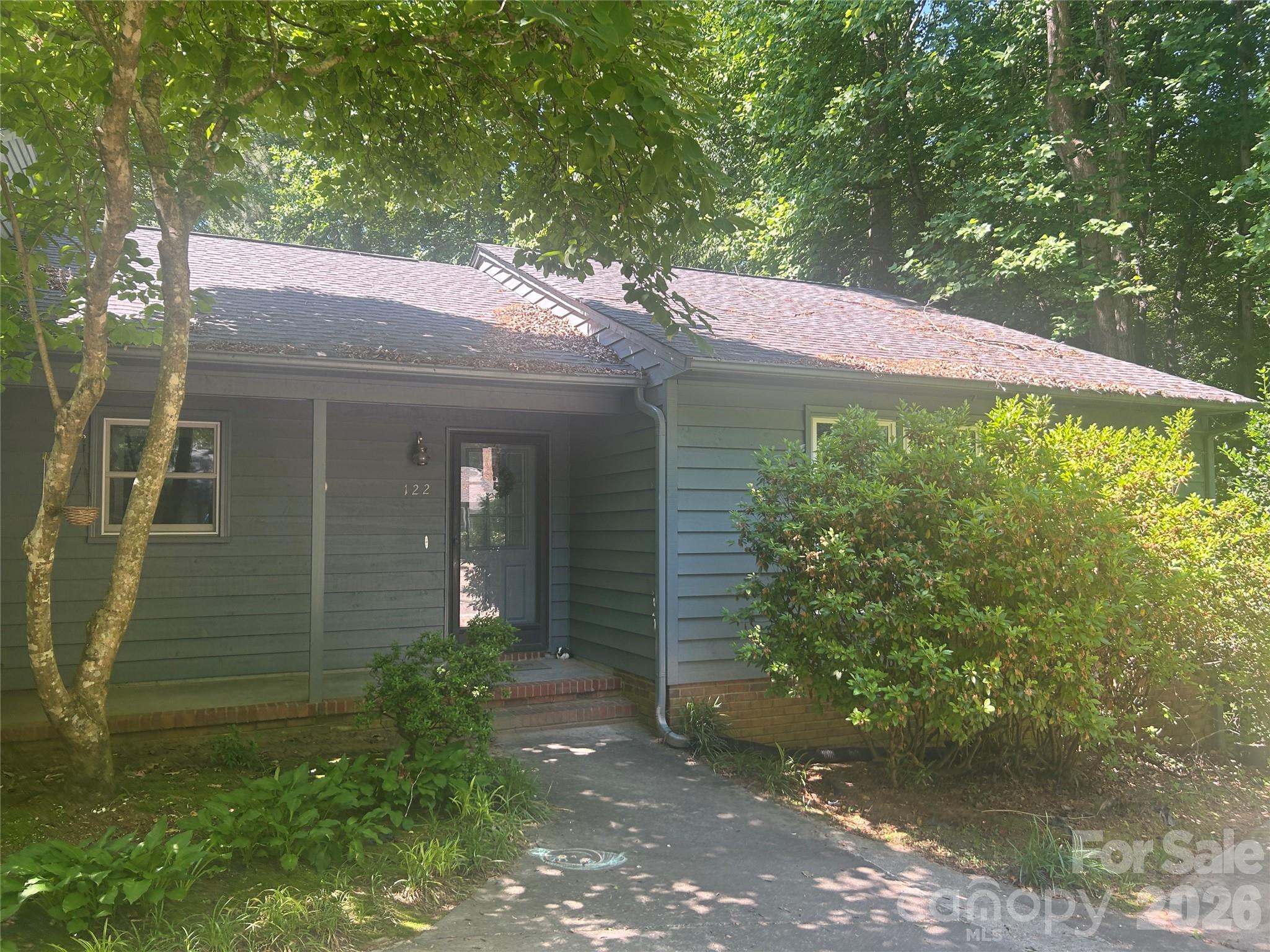 Charming one-level end unit townhome in the heart of Fort Mill! This cozy 2-bedroom, 2-bath home in Foxwood Village offers a functional open layout, abundant natural light, and low-maintenance living. Enjoy a welcoming living area with fireplace, spacious bedrooms, and a private outdoor space perfect for relaxing or entertaining. Conveniently located near downtown Fort Mill, shopping, dining, parks, and top-rated schools, with easy access to Charlotte. Whether you're a first-time buyer, downsizing, or looking for an investment opportunity, this home combines comfort, convenience, and value in a highly desirable location.Professional measurements and photos will be active on 6/3.
