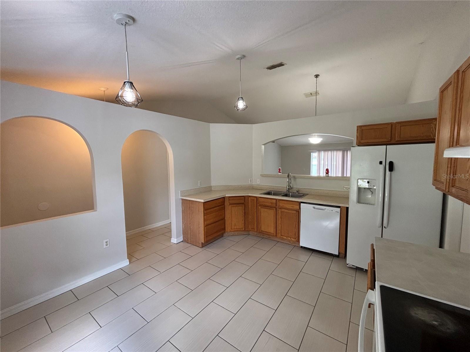 120 Spoonbill Court