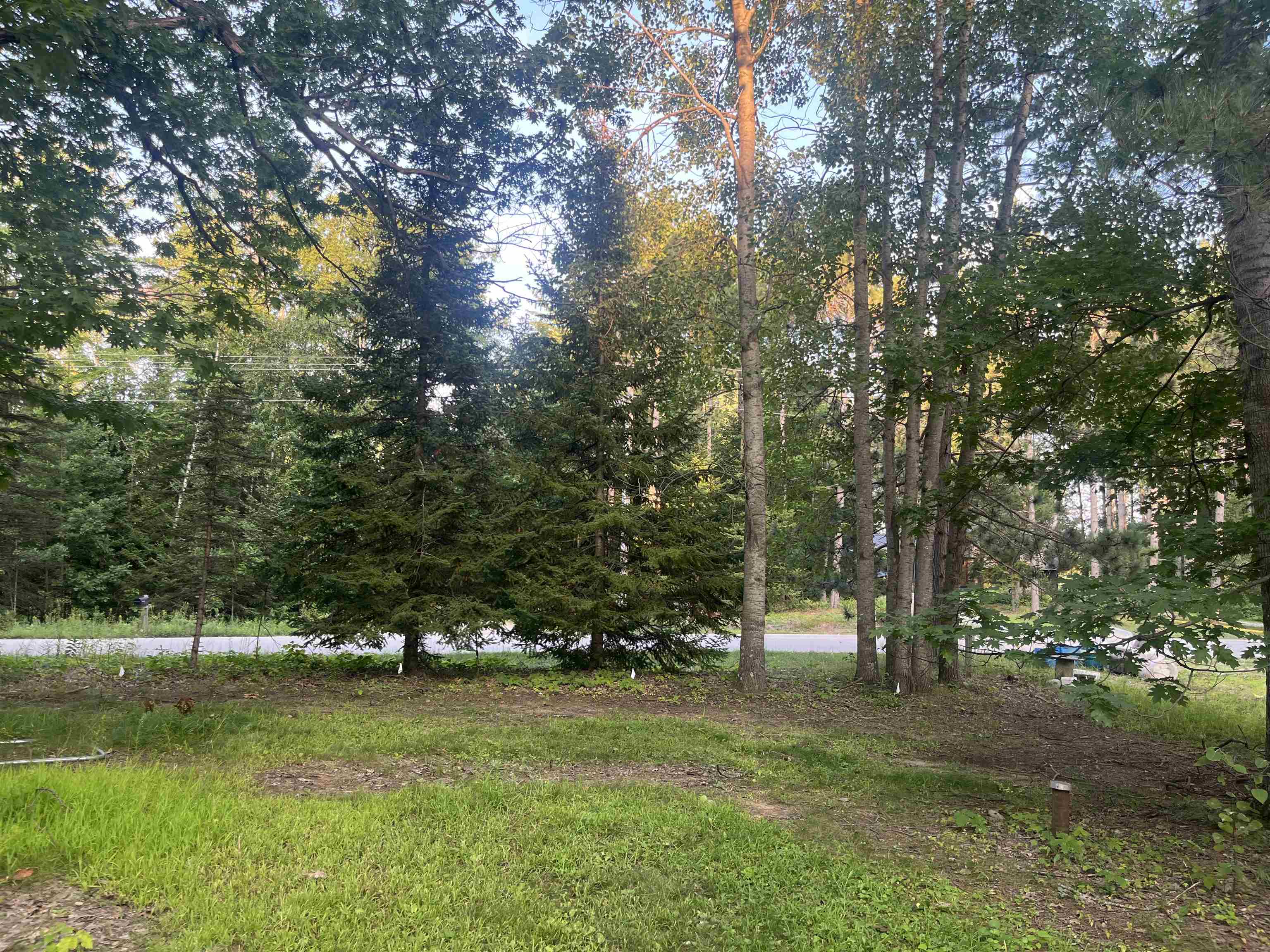 3083 Sandalwood Road