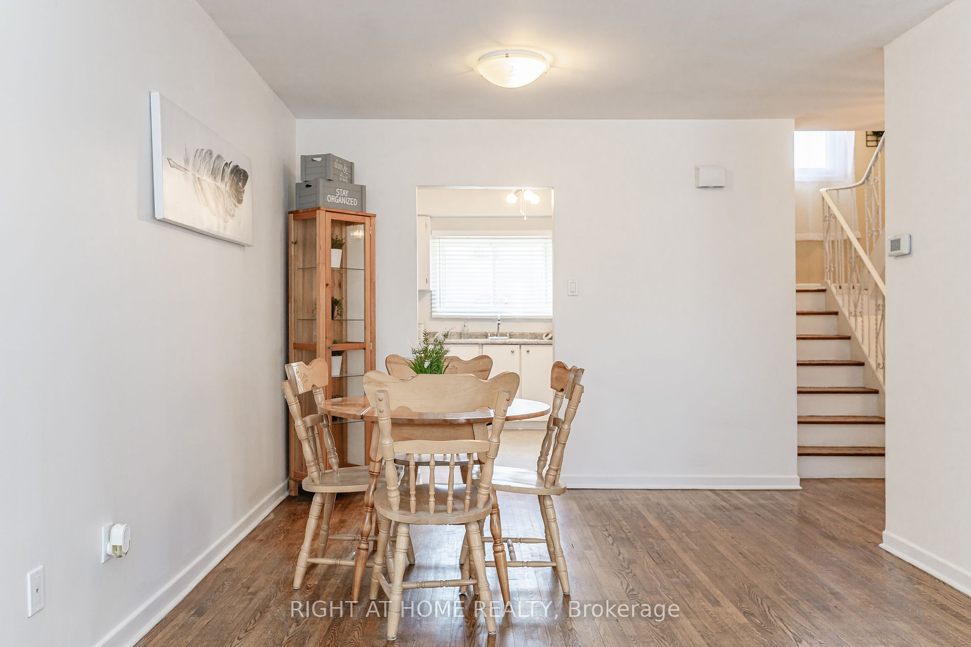 605 N Francis Rd 605