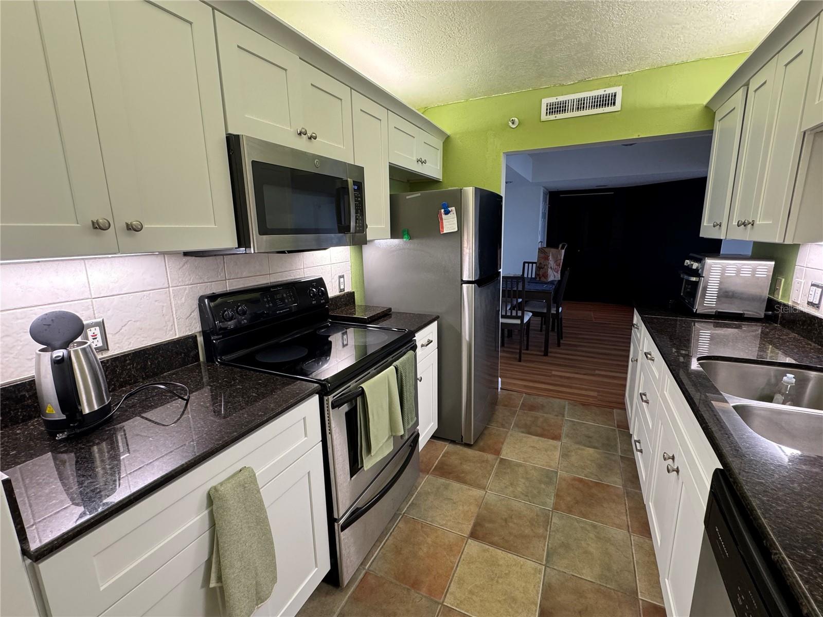 3211 W Swann Avenue 1005