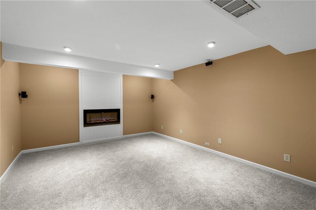 4000 NE 61st Terrace