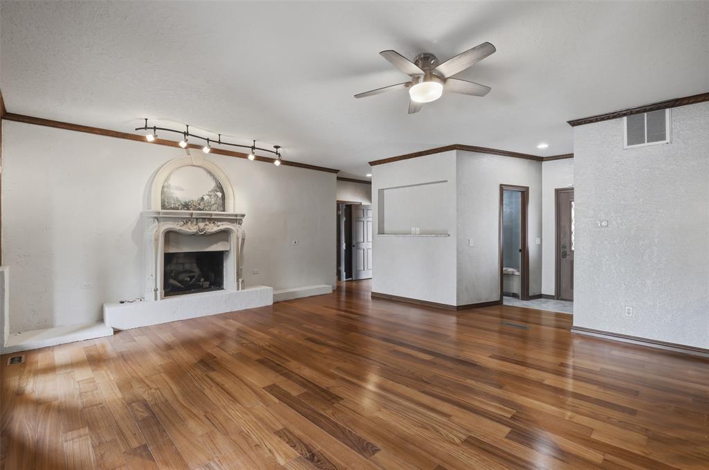 8204 Brownsville Lane