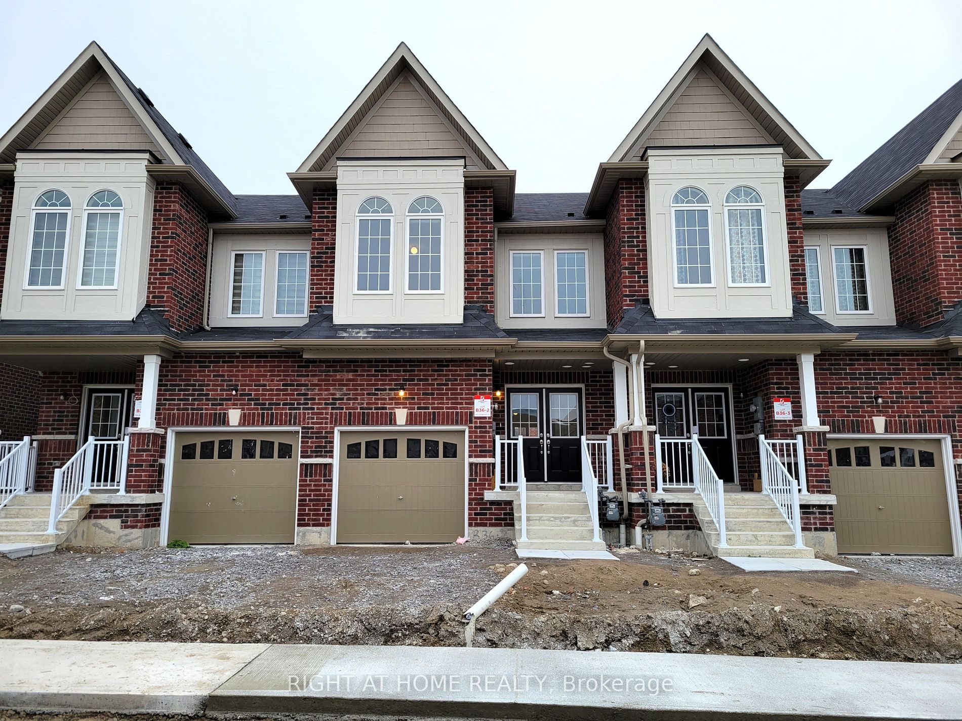 1265 Jim Brewster Circ