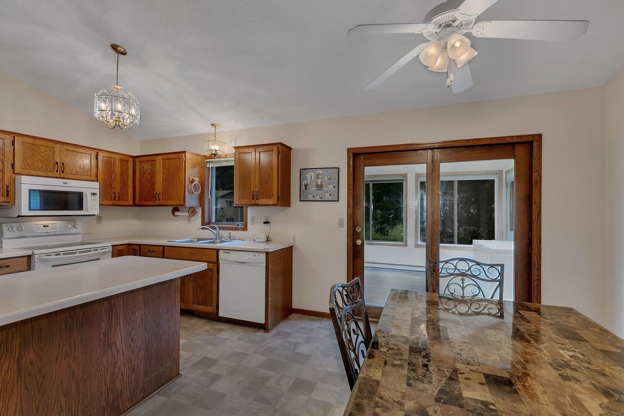 104 9th Avenue N