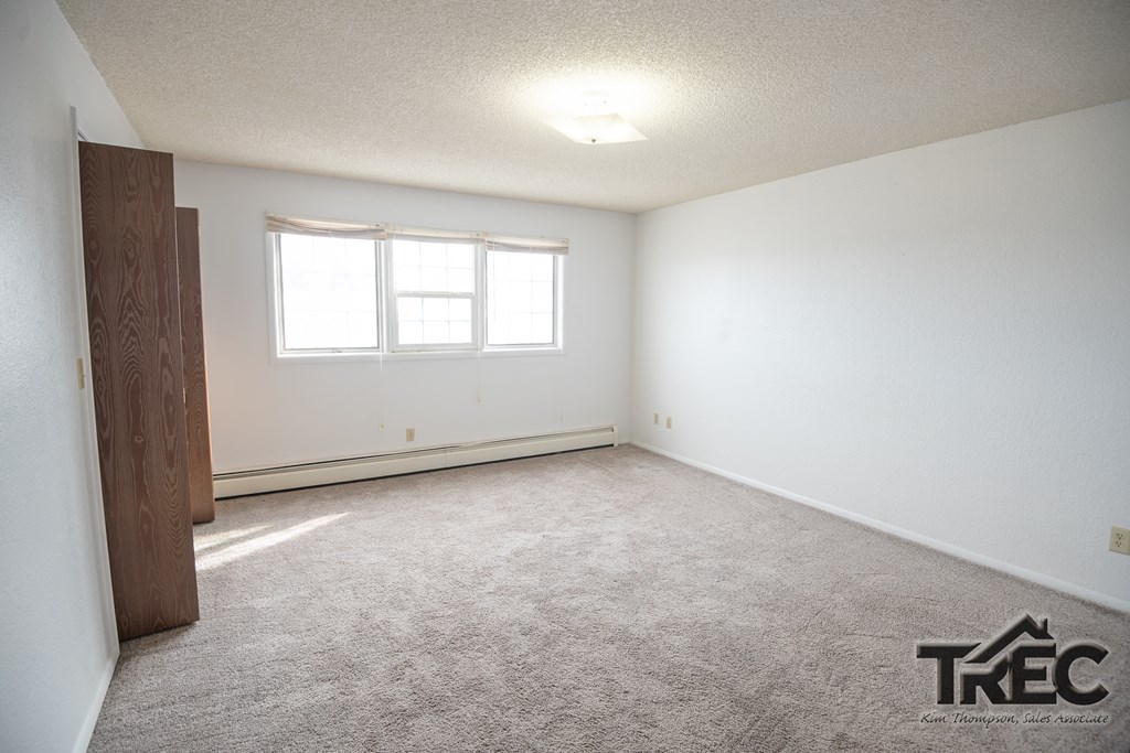 888 N Gilbert St 15