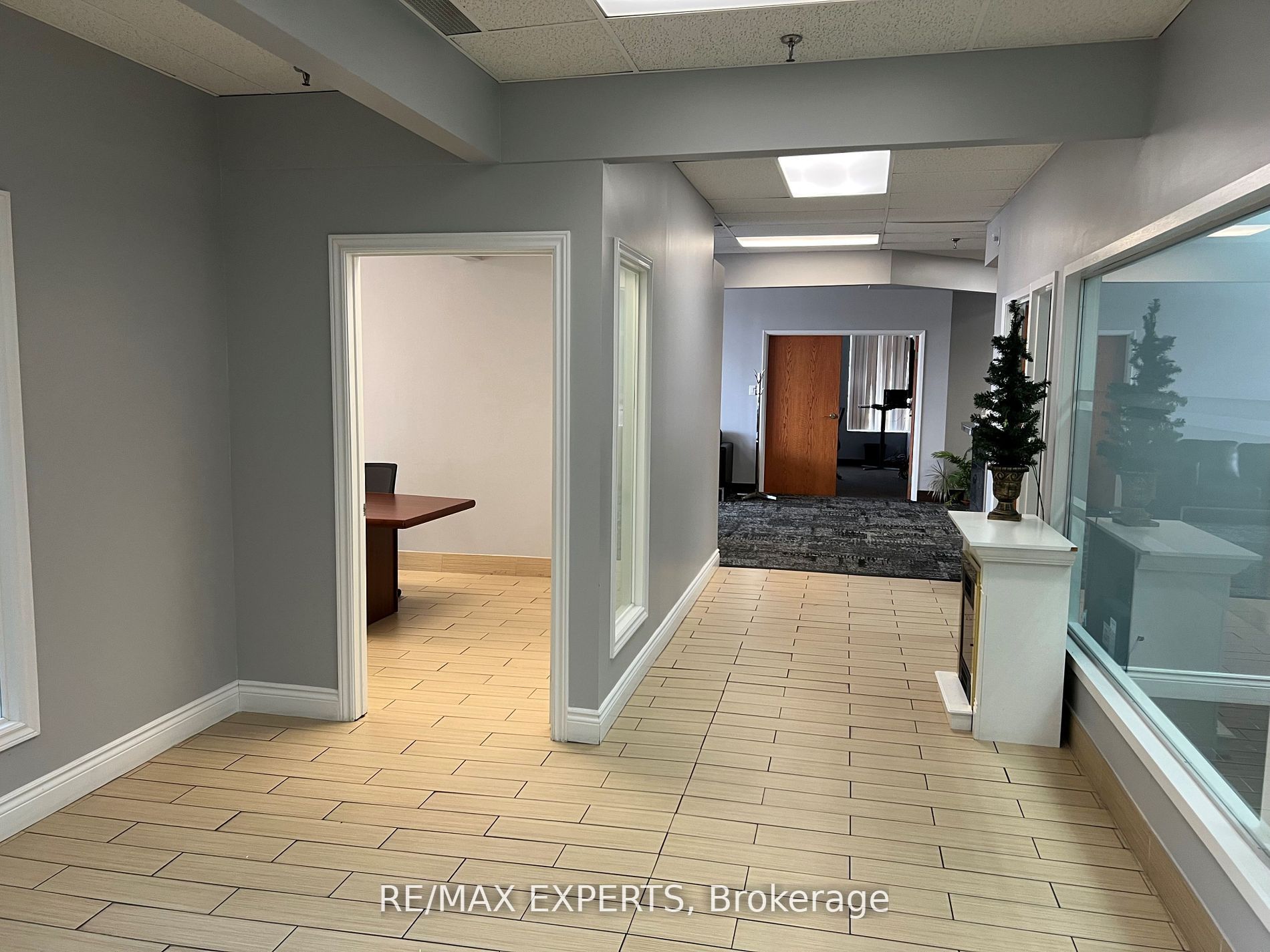 100 Marycroft Ave 1