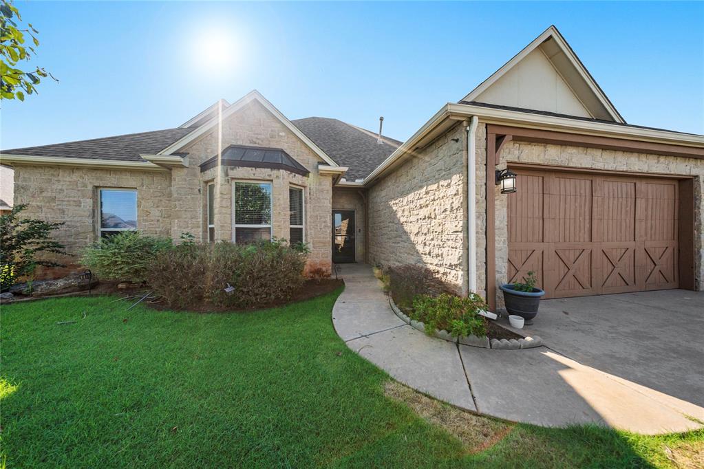 Welcome to this beautiful home in the heart of the Deer Creek School District! Located in a prime, convenient area, this property offers quick access to shopping, dining, and entertainment, making it perfect for busy families.

Nestled in a secure, gated neighborhood, you'll enjoy peace of mind and access to community amenities like a refreshing pool. The spacious layout includes a large kitchen, perfect for cooking and entertaining, along with two generous living areas—ideal for hosting guests or enjoying quiet family time.

Don't miss the opportunity to make this gem your own. Schedule a tour today and experience all the comfort and convenience this home has to offer!