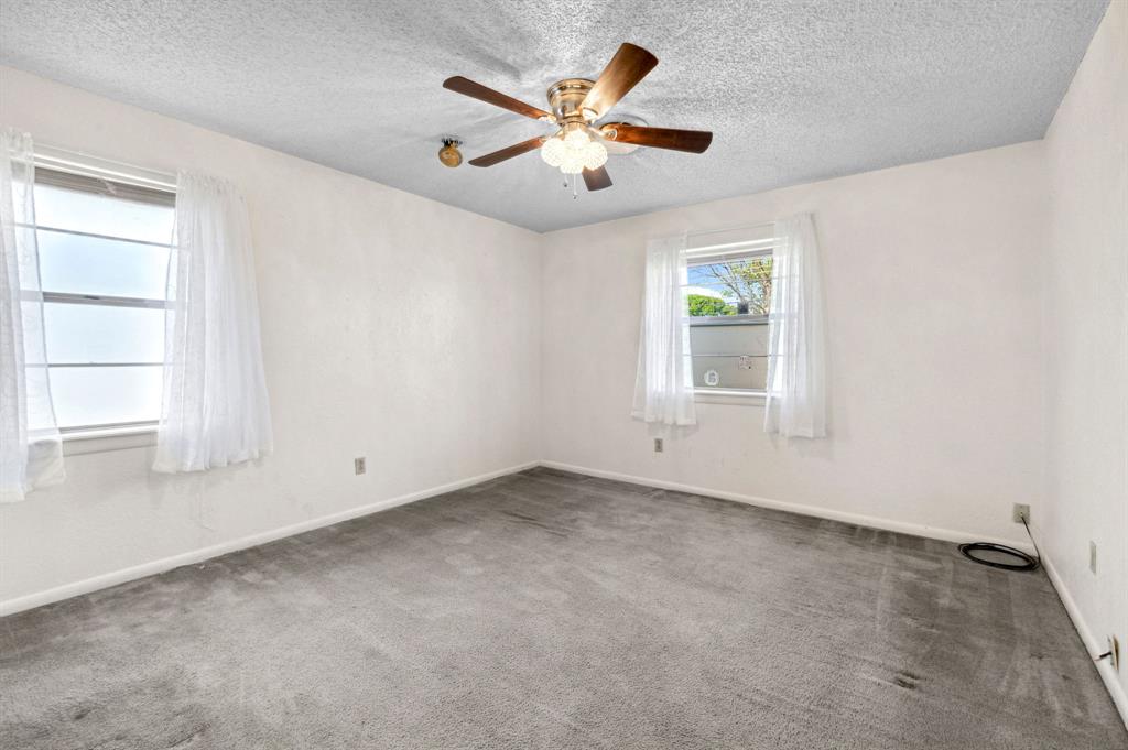 1726 Yorktown Drive