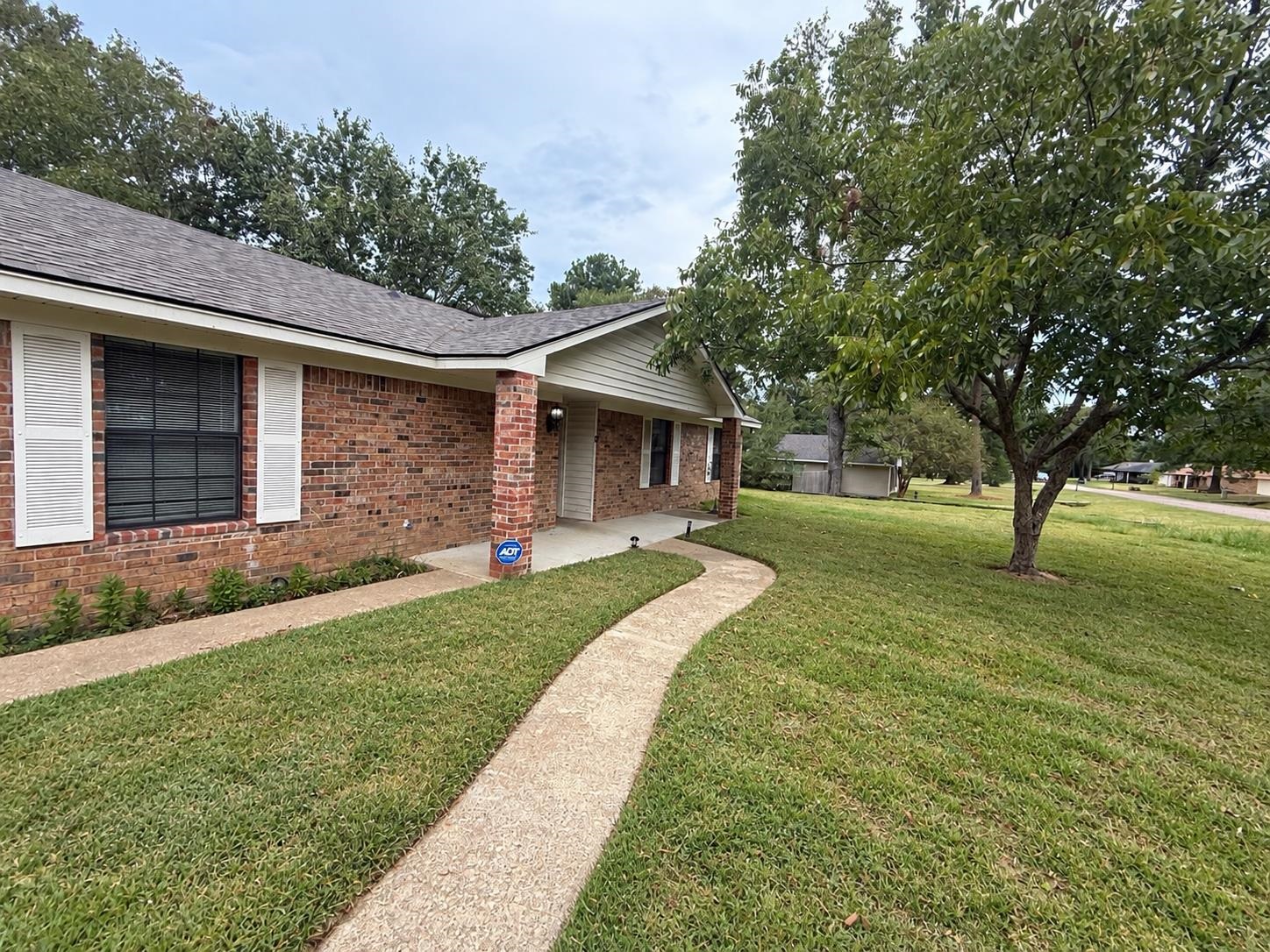 117 Sugar Creek Dr.