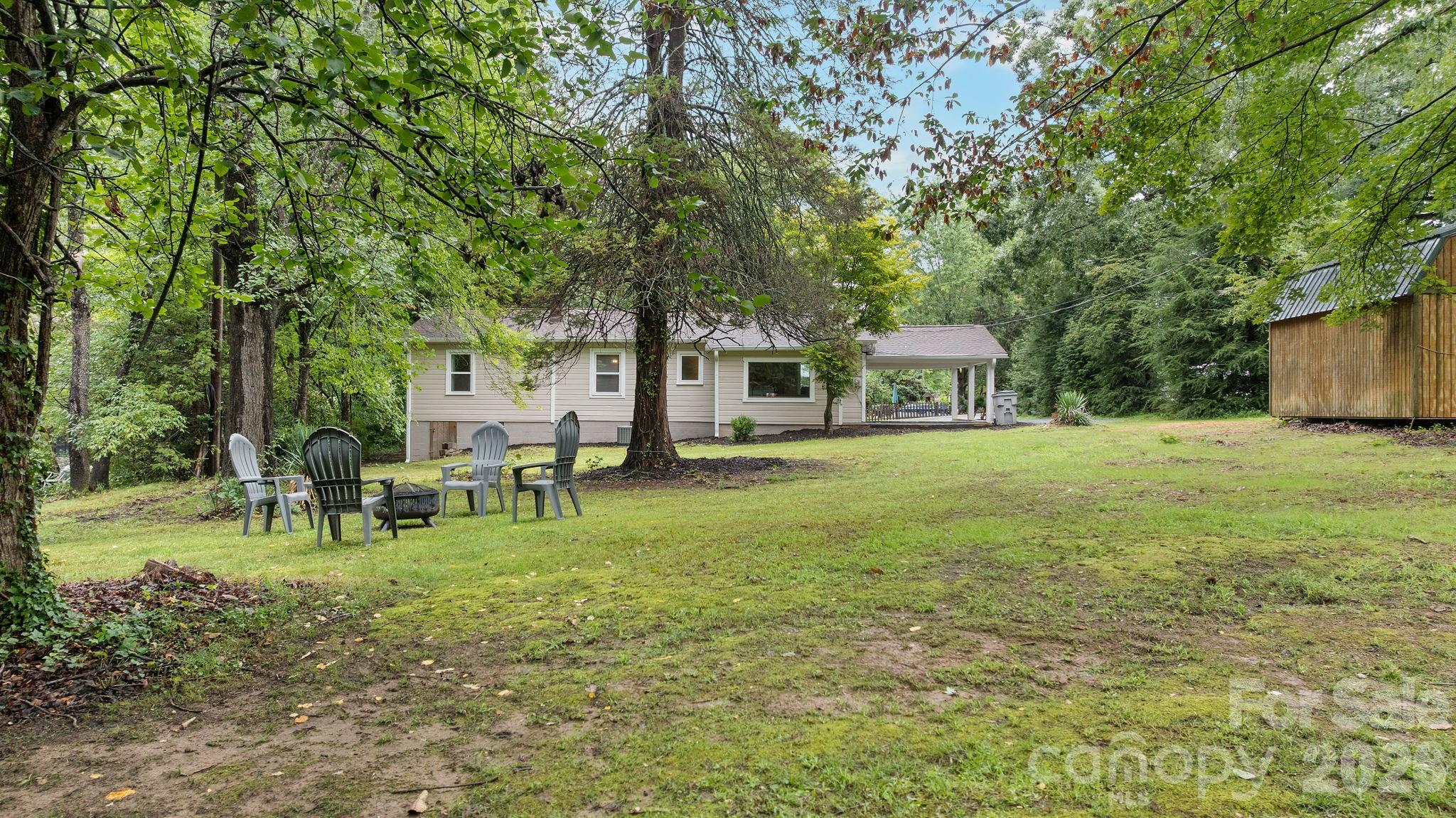 403 Shasta Lane SW