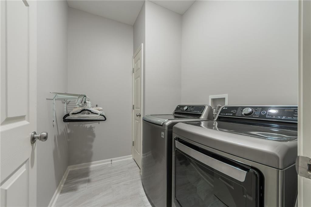 7816 NW 124th Street