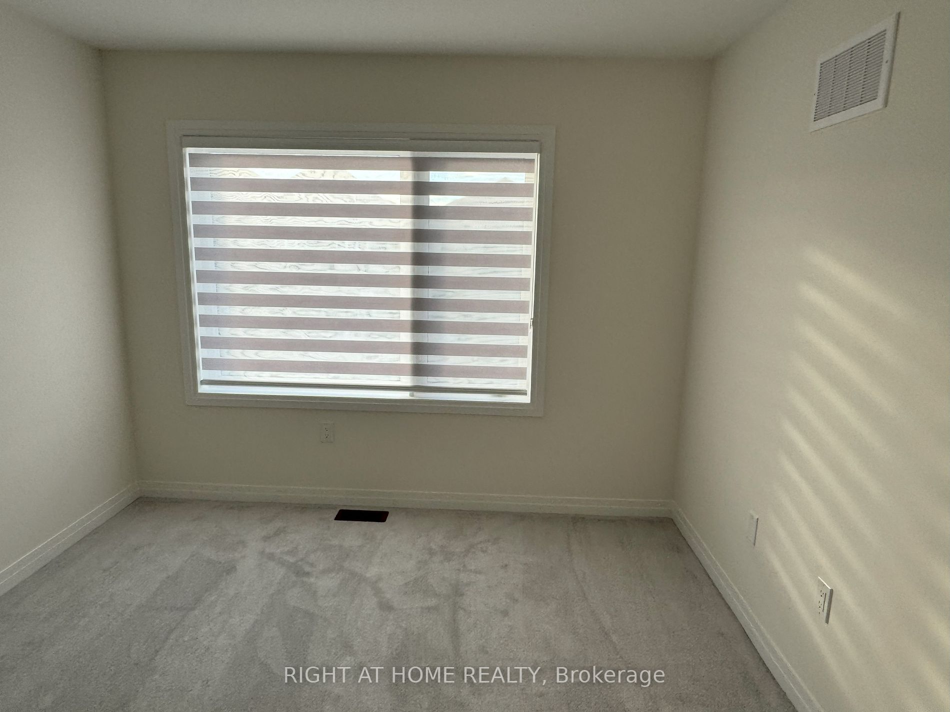 24 Tooker Dr