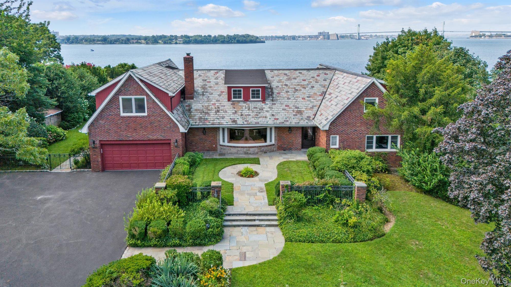 A Rare Opportunity to Own a Waterfront Estate On One of the Most Desirable Blocks of Kings Point Defining The Utmost of Gold Coast Living,  An Architectural Masterpiece Perched Directly On the Long Island Sound With Panoramic Views that Stretch From The Manhattan Skyline to the Bridges of NY. Every Sunrise & Sunset is Framed by New York's Iconic Views. This Residence Combines World Class Design, European Craftsmanship and Resort Style Amenities To Create The Ultimate Luxury Retreat. Elegant Entry Foyer Makes a Dramatic Statement Offering Unobstructed Views of Manhattan Skyline. Gourmet German Kitchen Blending Precision & Sophistication with Custom Cabinetry & Top-Of-The-Line Appliances. The Expansive Waterfront Terraces Overlook the Private Pool & Invite Natural Light and Sea Breezes into Almost Every Room.  From Sunrise Reflections on The Sound to Sunsets Behind The Manhattan Skyline, Every Angle Offers a Postcard-Perfect View. IMAGINE...EVERY MORNING GREETED BY SWEEPING VIEWS OF NYC BRIDGES & SKYLINE & EACH EVENING WRAPPED IN THE BEAUTY OF GLOWING SUNSETS OVER THE LONG ISLAND SOUND!! 
YOUR WATERFRONT DREAM HOME AWAITS