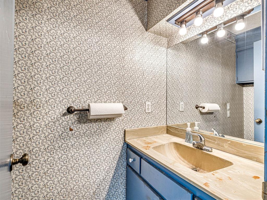 2313 Blue Spruce Road