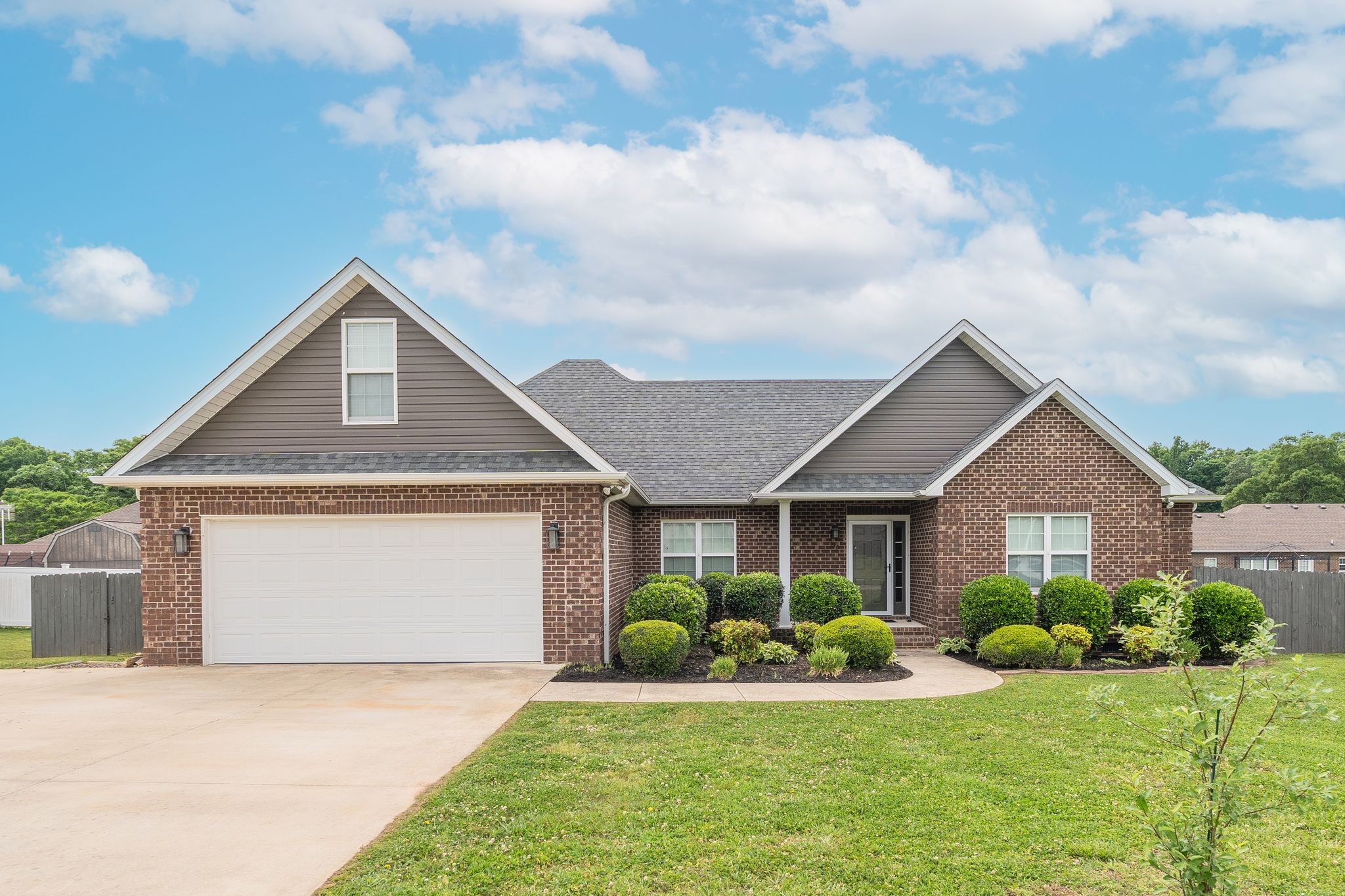 135 Chickamauga Trl — sold
