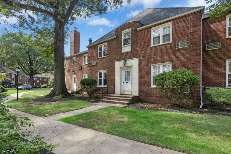 Well-maintained 2 bedroom townhome with one full bath and one powder room. Bright and airy, it is ready for its new owner. Well-located within Parkway Village, this unit overlooks an expansive courtyard and is conveniently adjacent to the parking lot. The first floor is open and spacious with kitchen, dining area, and living rooms flowing nicely from one to the other. The powder room and spacious storage closet on the first level offer further convenience. Upstairs, the primary bedroom is expansive, with two closets, one of which is a spacious walk-in. The second bedroom is well-proportioned as well. The full bath completes this level. Bonus space is accessed from the pull-down ladder to the shared attic, which offers plentiful extra storage that is rare in this complex. Laundry facilities are conveniently located within the complex as well. The monthly HOA fee covers heat, hot water, exterior and grounds maintenance. Trash removal extra monthly fee.