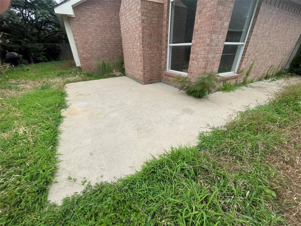 8013 Belladonna Drive