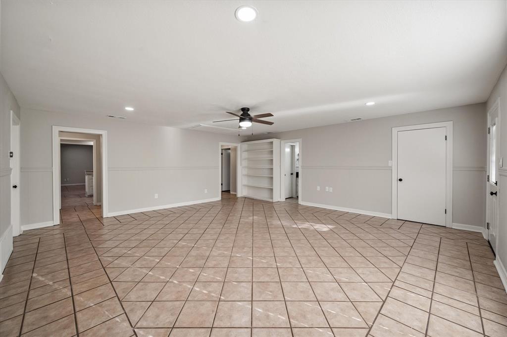 2013 Glenwood Circle