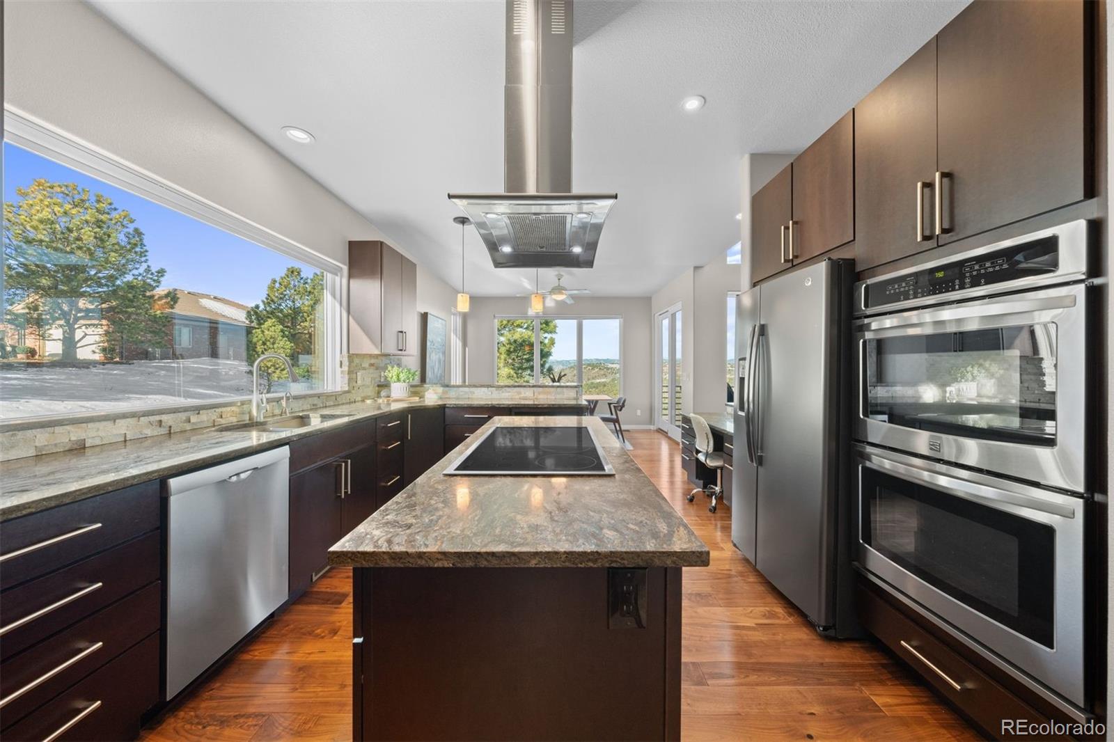 5585 N Mesa Drive
