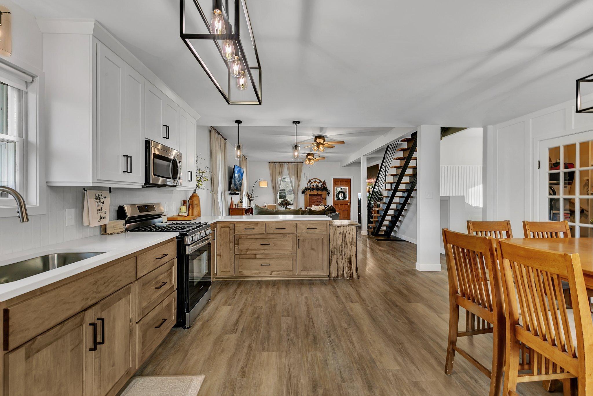153 1st Street SE