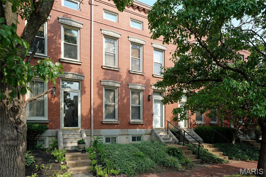 1605 S 11th Street