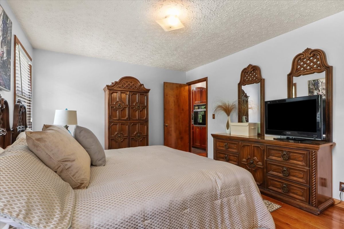 3438 Highway 13 N