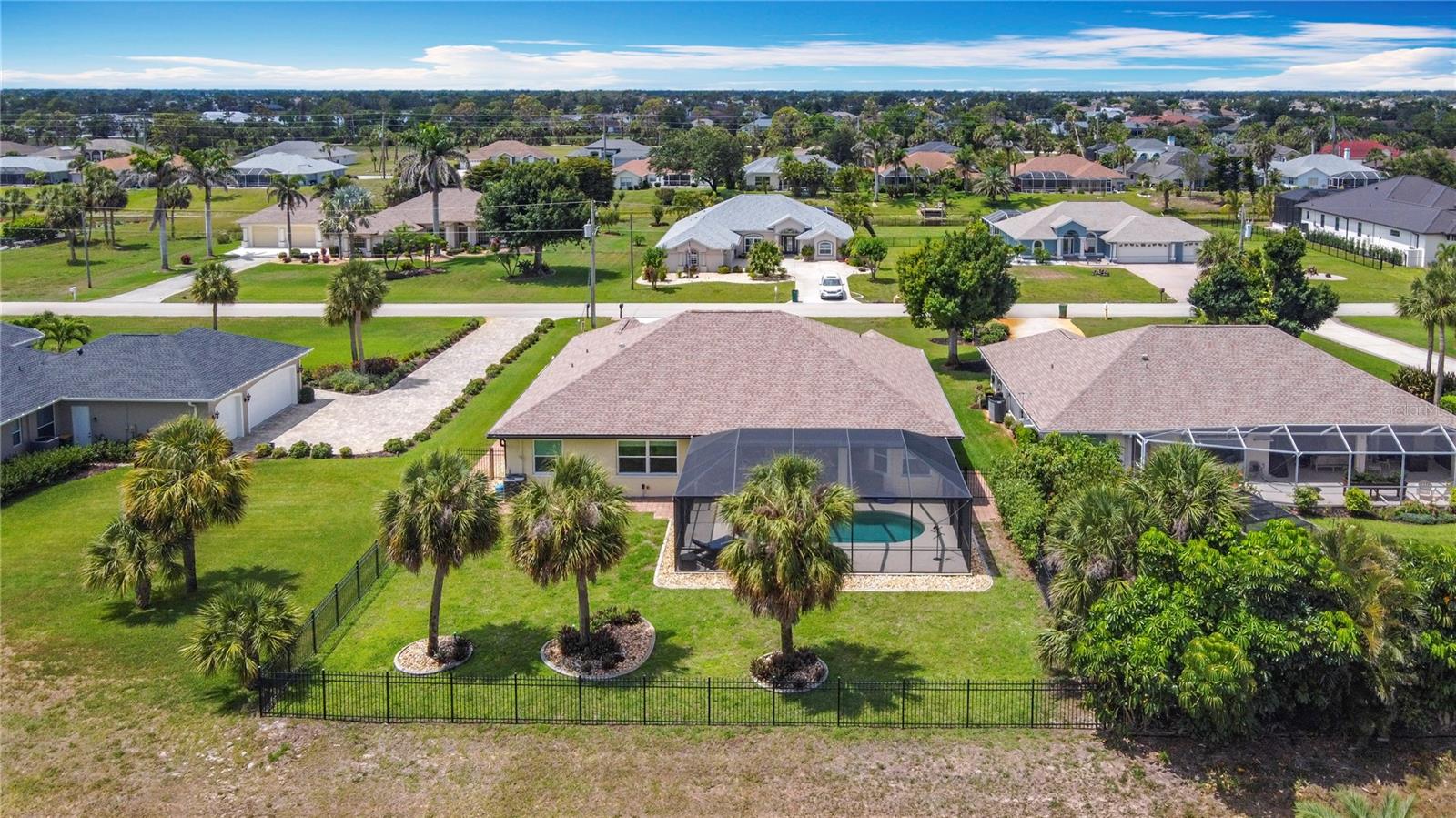 613 Boundary Boulevard