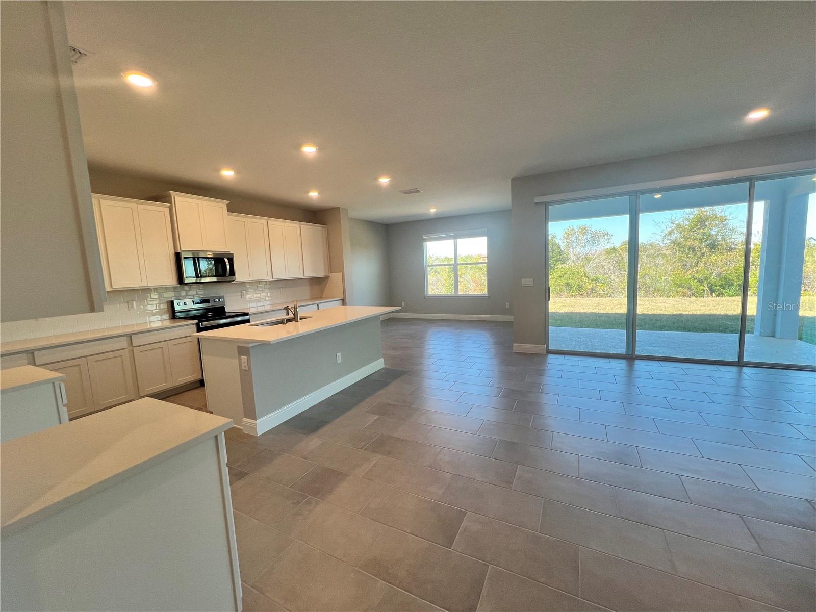 2315 Warren Acres Boulevard