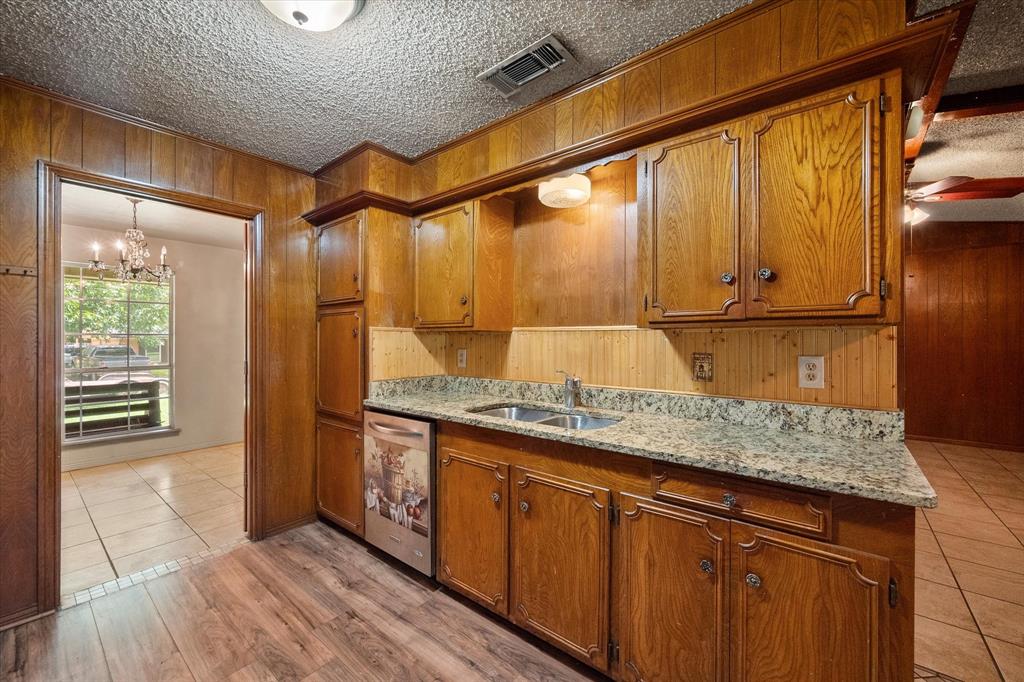 2812 Winfield Drive