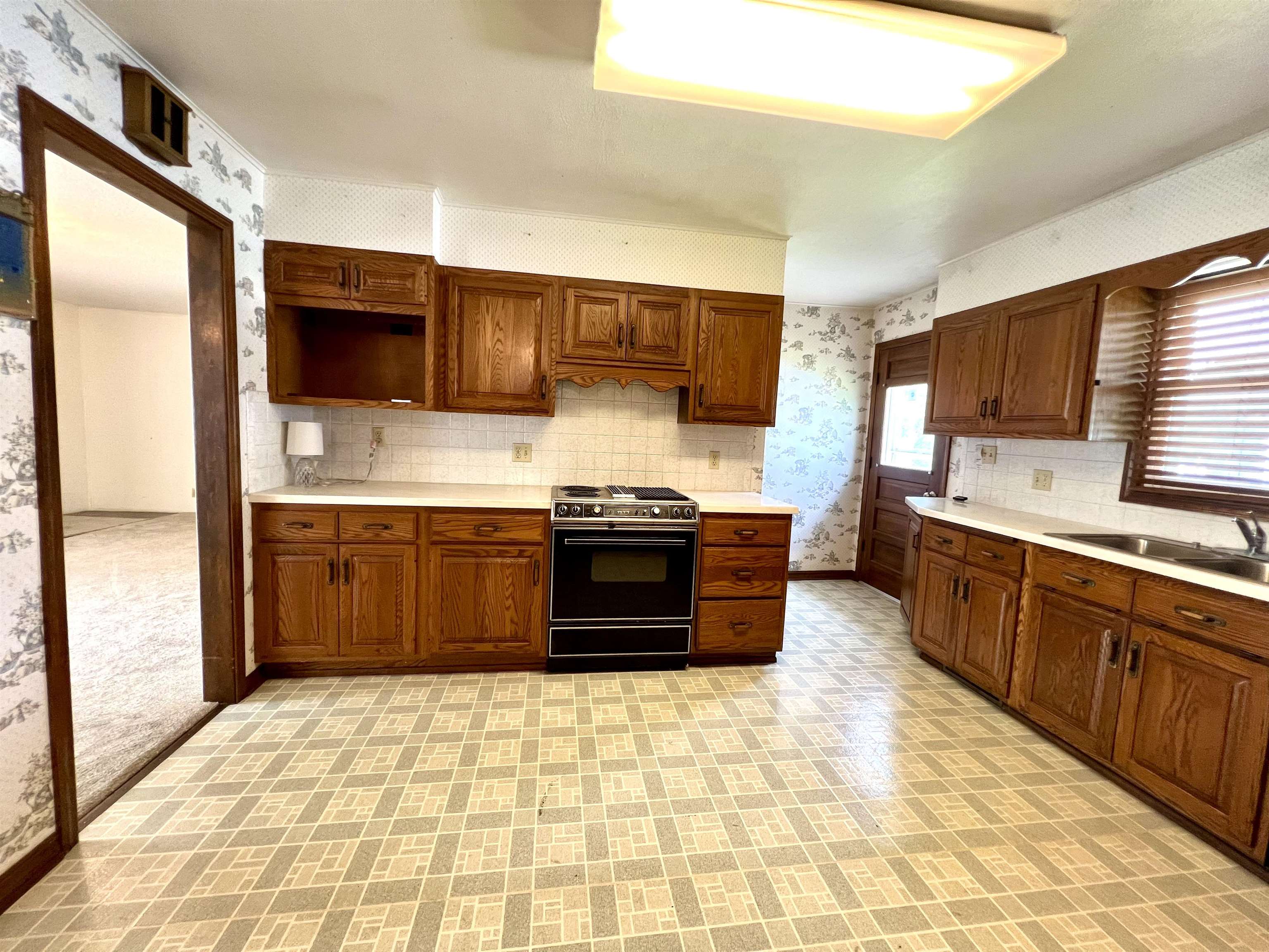 1015 N 10th