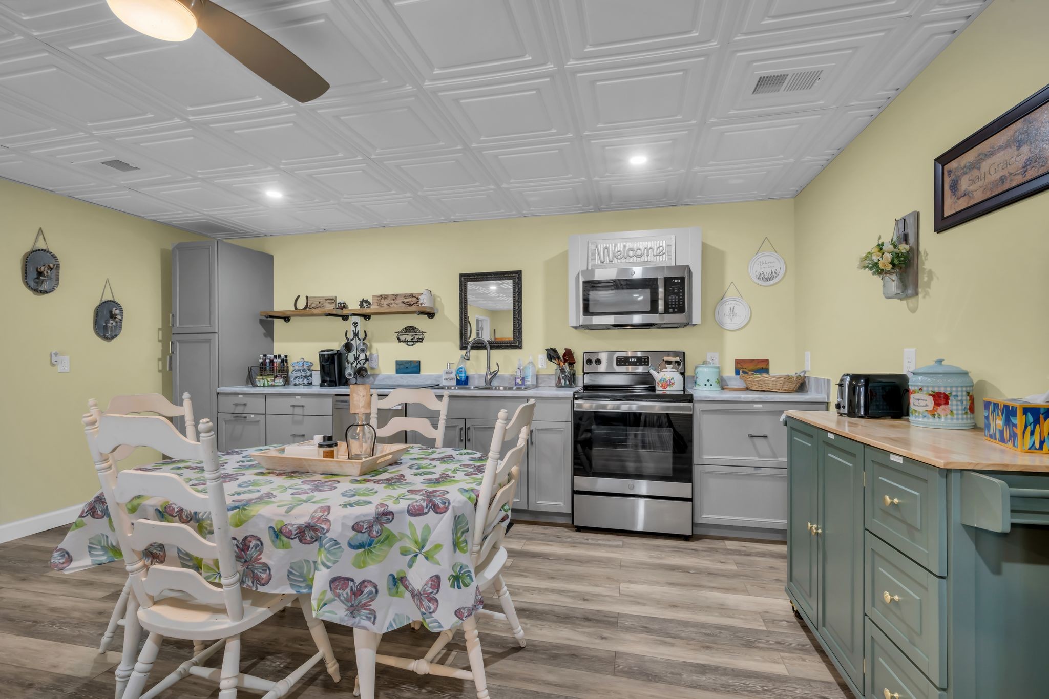 1140 Bear Hollow Dr