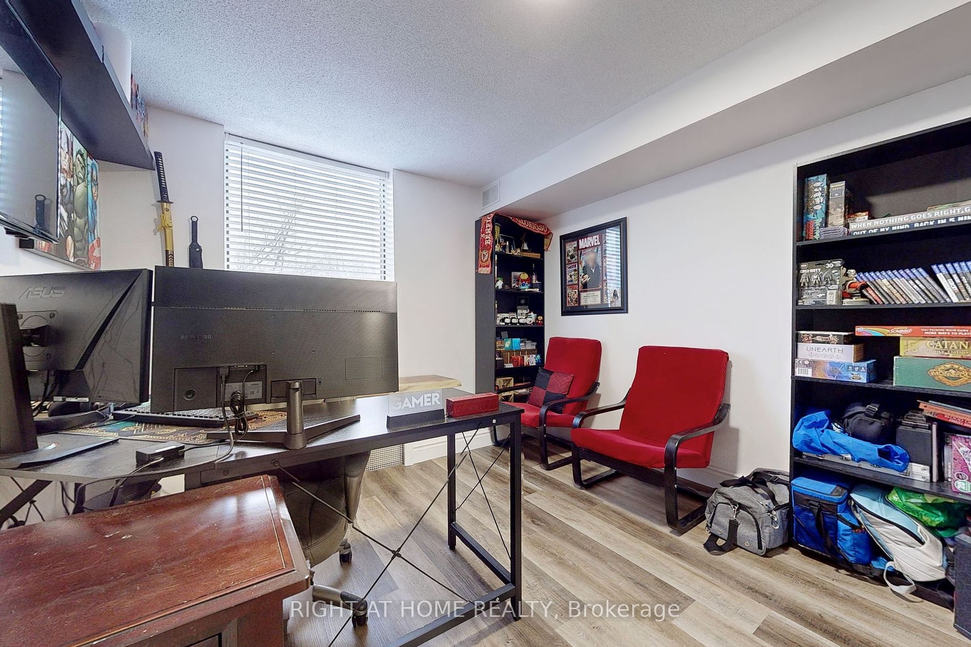 688 Preston Pkwy 403