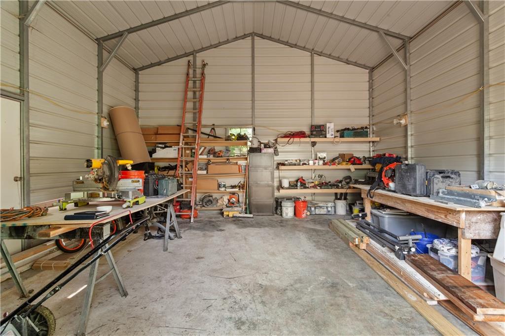 3225 Tauromee Avenue