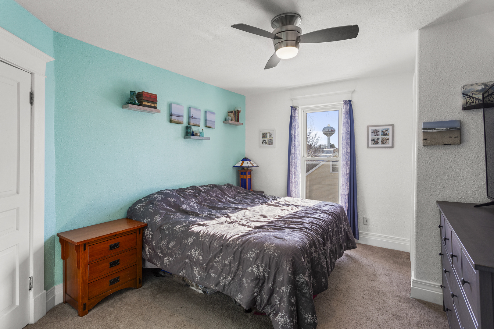 206 N Buchanan Street