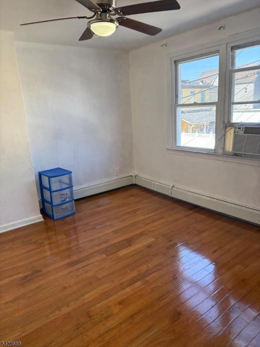 34 Cedar Ave