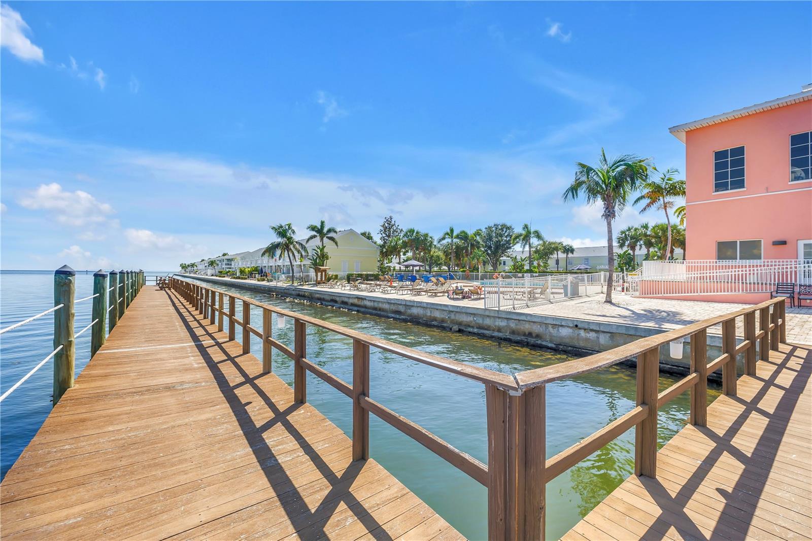 4982 Coquina Key Drive SE