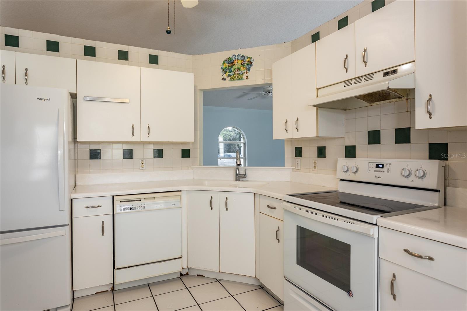 72 Prattwood Lane